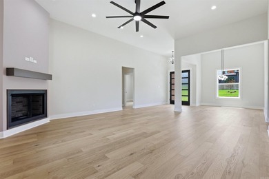 Luxury Lakefront New Construction in Hurricane Lake Estates - photo 15