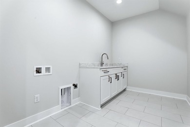 Luxury Lakefront New Construction in Hurricane Lake Estates - photo 17