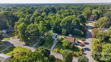 3 Bedrooms 2.5 Baths, 2 Car Garage, Excellent Neighborhood. Dual - photo 22