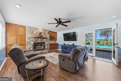 Nestled among mature oak trees along Borrell Creek with - photo 22