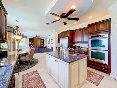 Spectacular, former model, POOL home in the exclusive community - photo 31