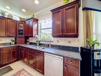 Spectacular, former model, POOL home in the exclusive community - photo 32