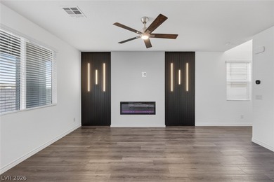 Beautiful contemporary Southwest home** Fully renovated** Open