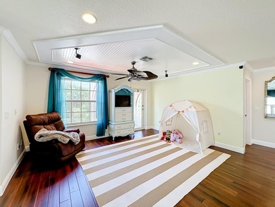 Spectacular, former model, POOL home in the exclusive community - photo 37