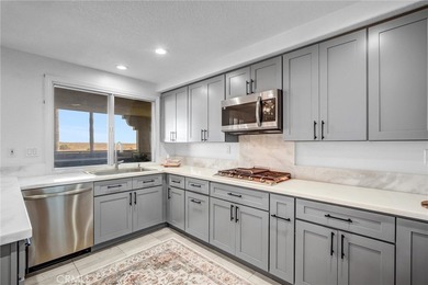 WATERFRONT BLISS, YOU WON'T WANT TO MISS! Welcome to this - photo 7