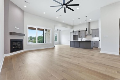 Say hello to 7636 Shoreline Blvd, Benton, AR-an exceptional 4 - photo 15
