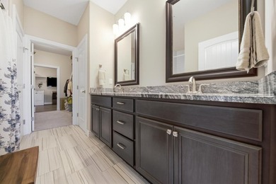 Luxury, Convenience & Resort-Style Living - All in One Beautiful - photo 15