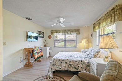 Charming 2 Bedroom, 2 Bath Home on Canal to Lake June - Placid - photo 23