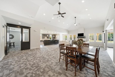 Luxury, Convenience & Resort-Style Living - All in One Beautiful - photo 30
