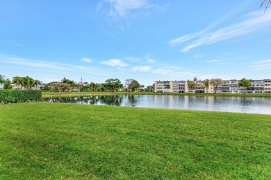 STUNNING RENOVATED! FIRST FLOOR WATERVIEW! Sparkling! Newly - photo 36