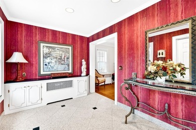 COUNTRY CLUB PROPER - Meticulously maintained detached Colonial - photo 4
