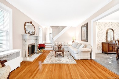 COUNTRY CLUB PROPER - Meticulously maintained detached Colonial - photo 6