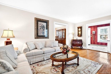 COUNTRY CLUB PROPER - Meticulously maintained detached Colonial - photo 9