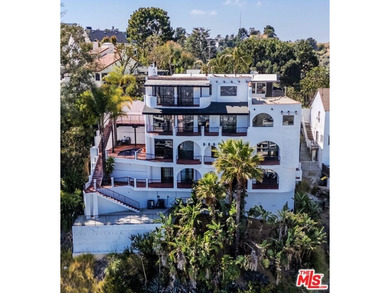 Perched atop the prestigious Hollywood Hills above Sunset Plaza - photo 2