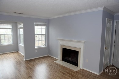 Large beautiful two-bedroom condo with a marsh view for sale! 2 - photo 5
