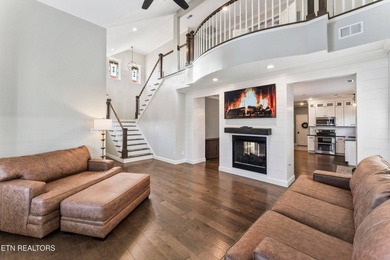 Welcome to 606 Eagle Bend Rd - a beautifully maintained - photo 3