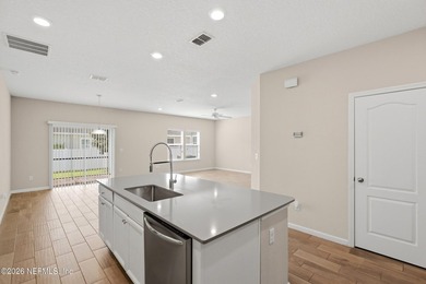 Welcome to this beautifully maintained, move-in ready home - photo 8