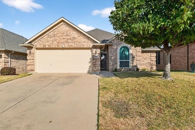 (private lake, pond, coastal) Home For Sale in Fort Worth Texas