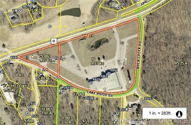 Rare commercial opportunity in the heart of Laurie. With 10.68 - photo 11