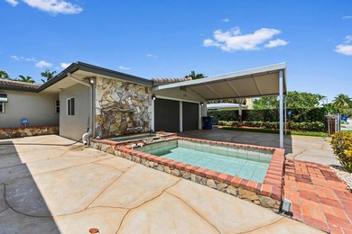 Mid-Century Modern Perfection in the Heart of Wilton Manors! - photo 2