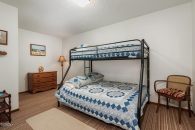 Charming, lovingly maintained Ocean View beach house in much - photo 18