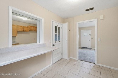 Looking for a move in ready, concrete block home? This is it! - photo 8