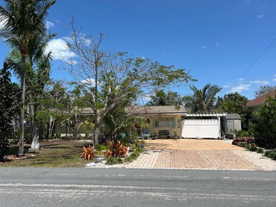 Marco Island Area Home Sale Pending in Marco Island Florida