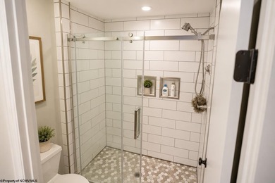 Welcome to your own private retreat at 54 Double Pond Drive in - photo 15