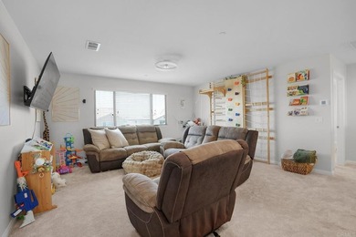 Welcome to 29847 Canary Wood Ct, a 2022-built Pulte home in the - photo 23