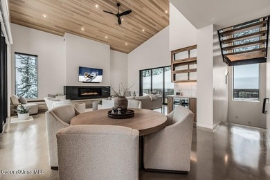 True luxury is found in the details, and this custom-built - photo 27