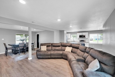 Recently renovated home on corner lot in established - photo 7