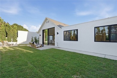 Welcome to 1788 Hawaii Circle, your own private mid century - photo 42