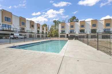 West Okoboji Lake  Townhome/Townhouse For Sale in Arnolds Park Iowa