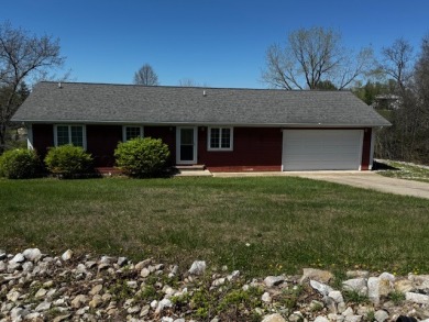 Lake Thunderhead Home For Sale - photo 1