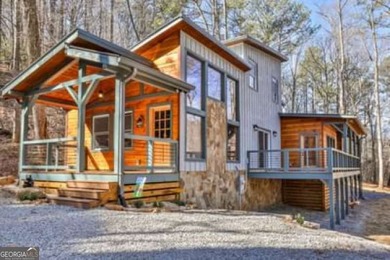 Coosawattee River Home For Sale in Ellijay Georgia