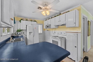 Charming coastal cottage - now vacant and ready for quick - photo 13