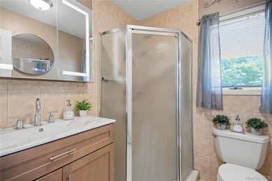 Welcome to this beautifully maintained expanded Cape, where - photo 25