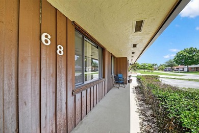 Perfect gathering home! Designed for both entertaining and - photo 31