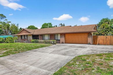 Perfect gathering home! Designed for both entertaining and - photo 33