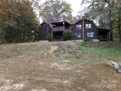 Back on market with an extra Manufacture Home and 1/2 acre - photo 3