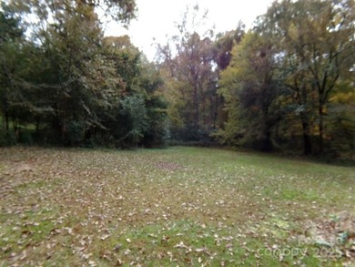 Back on market with an extra Manufacture Home and 1/2 acre - photo 8