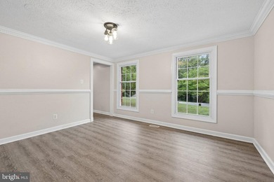Welcome to this beautifully maintained Dutch Colonial nestled in - photo 9