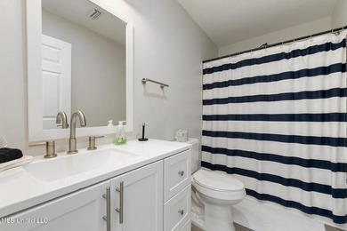 Welcome to laid-back coastal living in Riverview area in - photo 13
