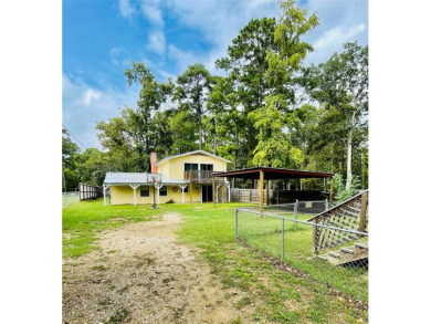 Lake Sam Rayburn  Home For Sale in Etoile Texas