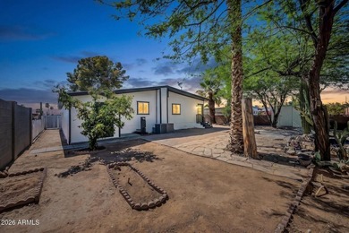 Beautifully remodeled and adorable home in the active adult - photo 2