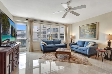 Enjoy stunning sunsets and endless views from this spacious - photo 4