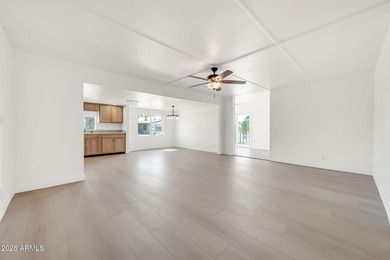 Beautifully remodeled and adorable home in the active adult - photo 5