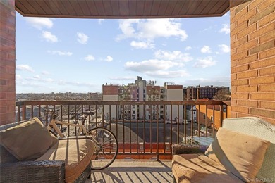 Spectacular views of City Island and Long Island Sound from this - photo 10