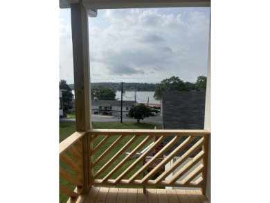 Lake Townhome/Townhouse For Sale in Hot Springs, Arkansas