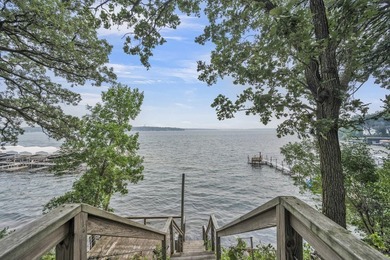 Experience the pinnacle of lakeside luxury at 2620 Manhattan - photo 3